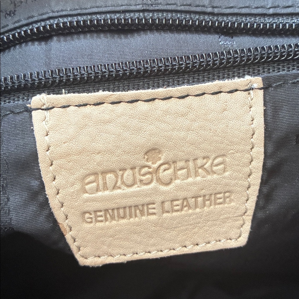 Anuschka Leather Shoulder Bag - Picture 4 of 7